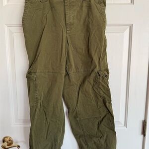 Women’s Old Navy Olive Cargo Pants
